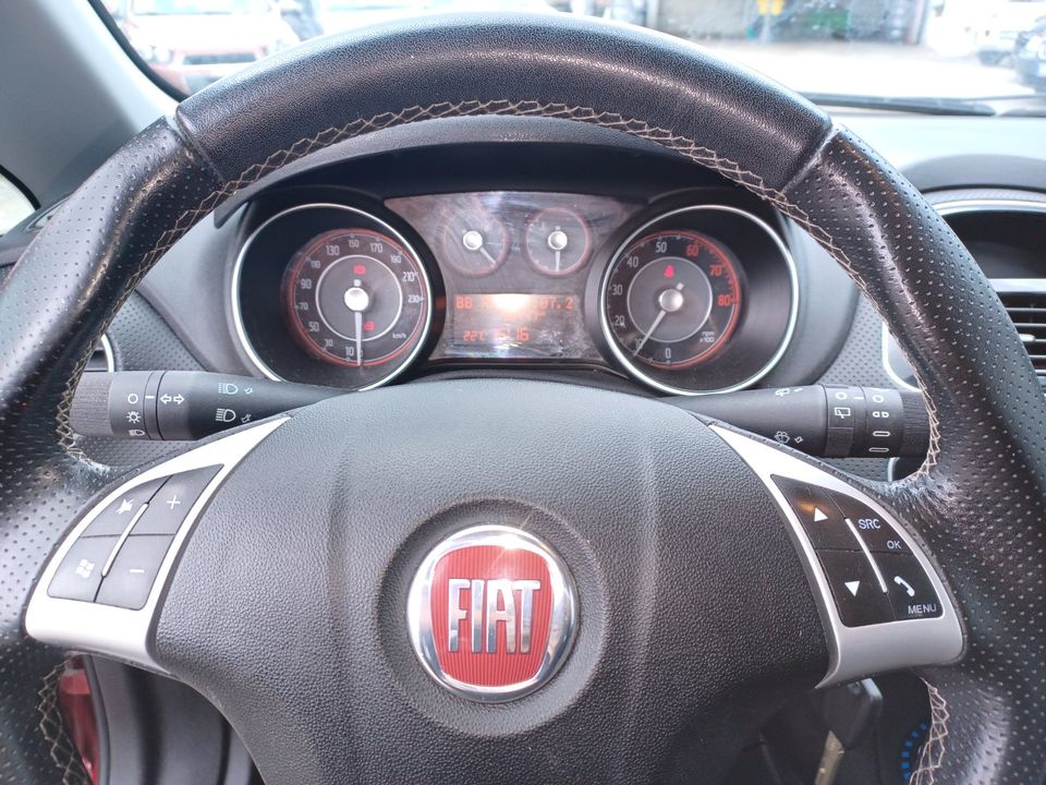 Fiat Punto EZ01/2011 1,4L 98t.km. Klima TÜV-Neu in Finsterwalde