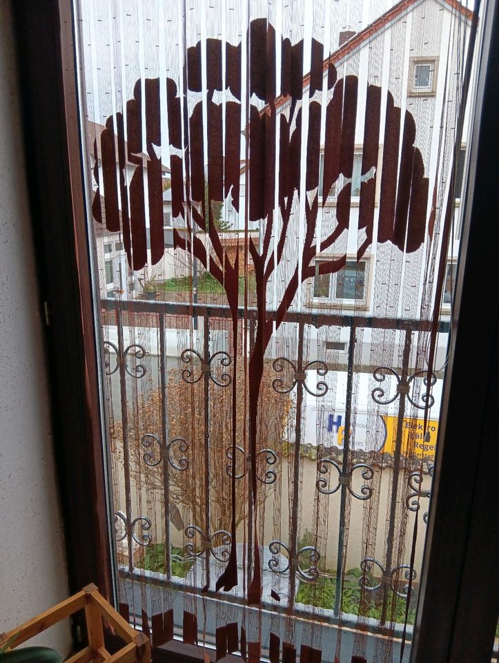 Fadenstore Motiv Baum in Mutterstadt
