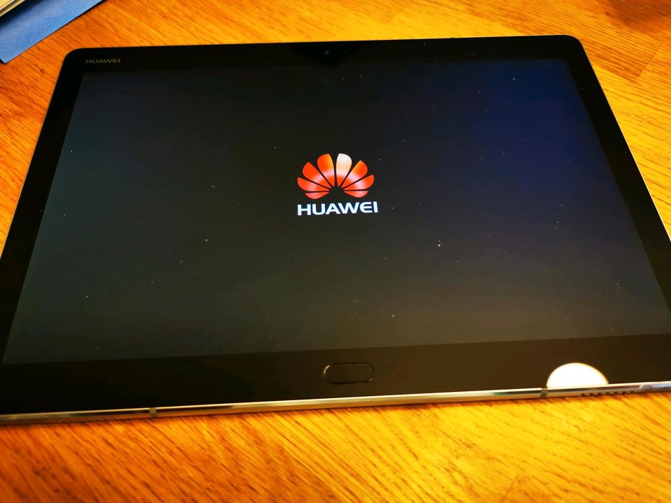 Huawei Media Pad M3 Lite in Nürnberg (Mittelfr)