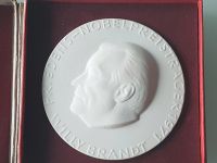 Gelenkmedaille Wiily Brandt,KPM Niedersachsen - Aurich Vorschau