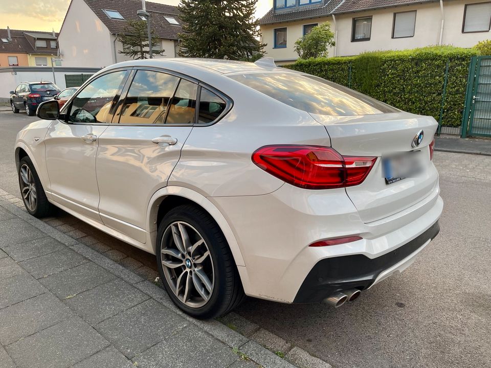 BMW X4 3.0D MPaket in Köln