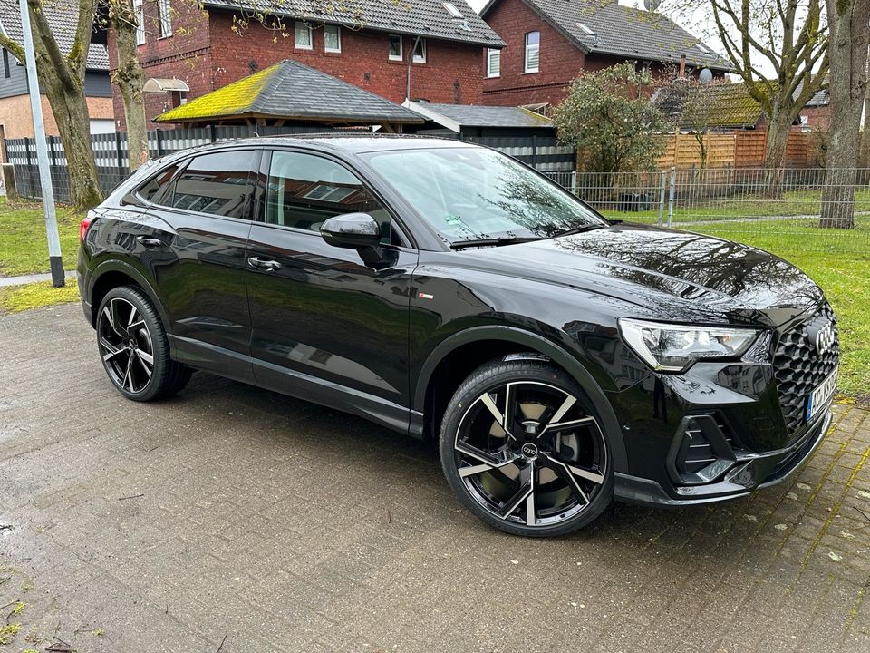 Audi Q3 45 TFSI e-tron Sportback S-line AHK LED 21 Zoll Garantie in Alsdorf