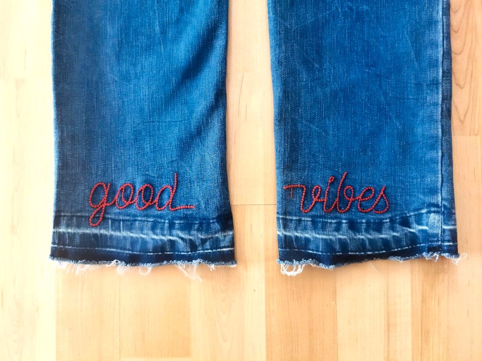 George Gina & Lucy Mädchen Jeans Gr. 176 toll bestickt wie Neu in  Baden-Württemberg - Dornstetten | eBay Kleinanzeigen ist jetzt Kleinanzeigen