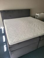 Neuwertiges Boxspringbett 180x200cm Nordrhein-Westfalen - Düren Vorschau