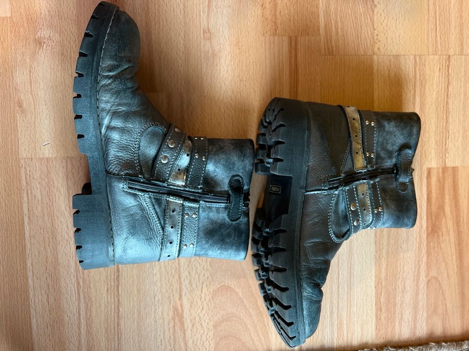 Primigi grau Stiefelette dünn gefüttert Leder Boots Gr 35 in Berlin