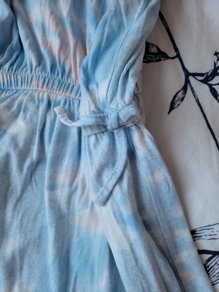 Mädchen Sommer Kleid Gr.146 152 Wie neu in Lüneburg