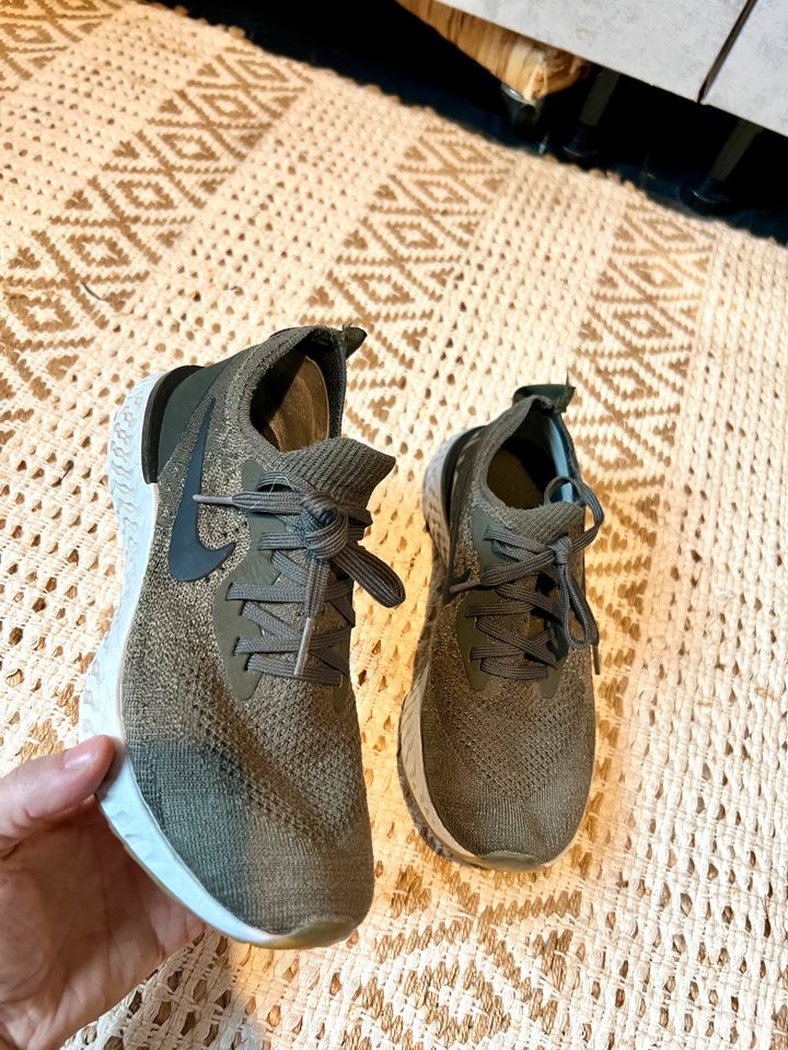 NP140€ ❗️Nike Epic React Flyknit Olive 38 Air Max Force TN in Berlin