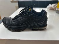 Nike Airmax plus 3 Leder schwarz Größe (42,5) Nordrhein-Westfalen - Übach-Palenberg Vorschau