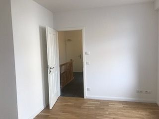 (53/15) 2 - Zimmer Erdgeschoss und 1. OG  mit Terasse und Diele hochwertig saniert Altbauin Magdeburg OT Buckau in Magdeburg