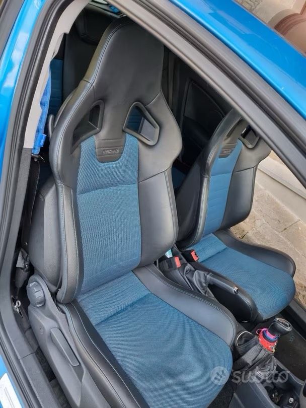 Suche Opel Corsa D OPC Recaro Sitze in Zwickau