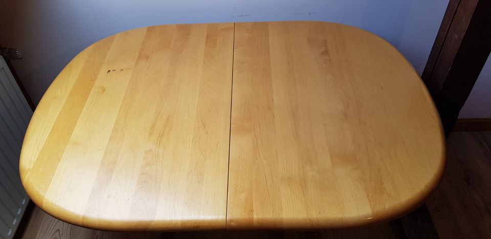 Tisch Echtholz Wohnzimmertisch 130 x 95 (cm) in Calden