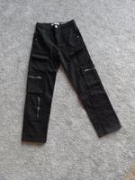 Bershka Cargohose, Hose, straight fitted, schwarz, Gr. 34, neu Bayern - Würzburg Vorschau