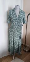midi Wickelkleid von Axara 34/36 Hessen - Bad Homburg Vorschau