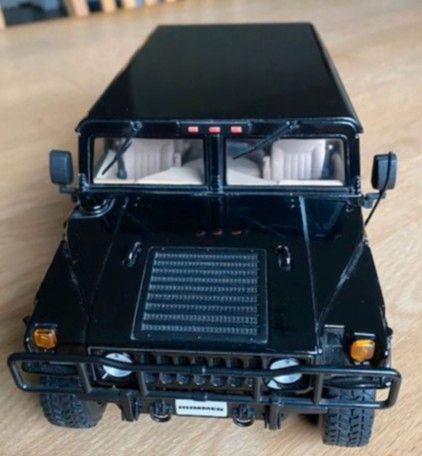 MAISTO HUMMER H1 1:18 Modellauto schwarz in Aachen