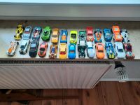 Matchbox Mattel Spielzeug-Autos 26 Stück siku Niedersachsen - Bad Laer Vorschau