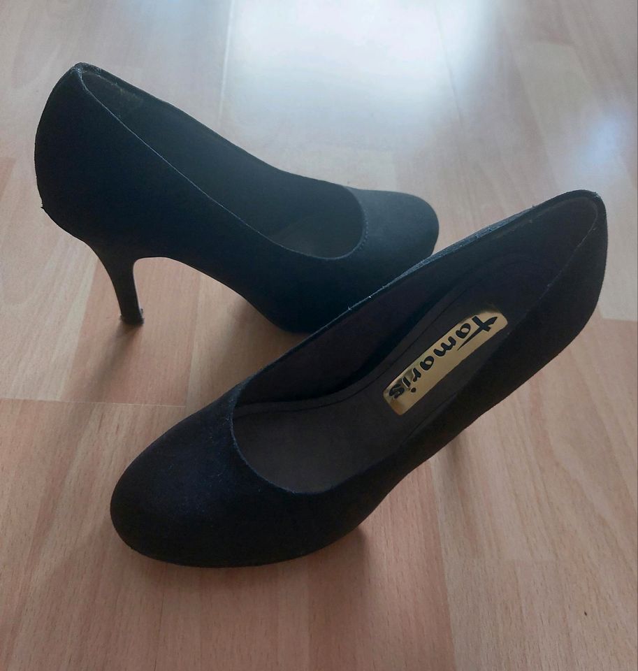 Tamaris High Heel Pumps in 37, black in Hamburg