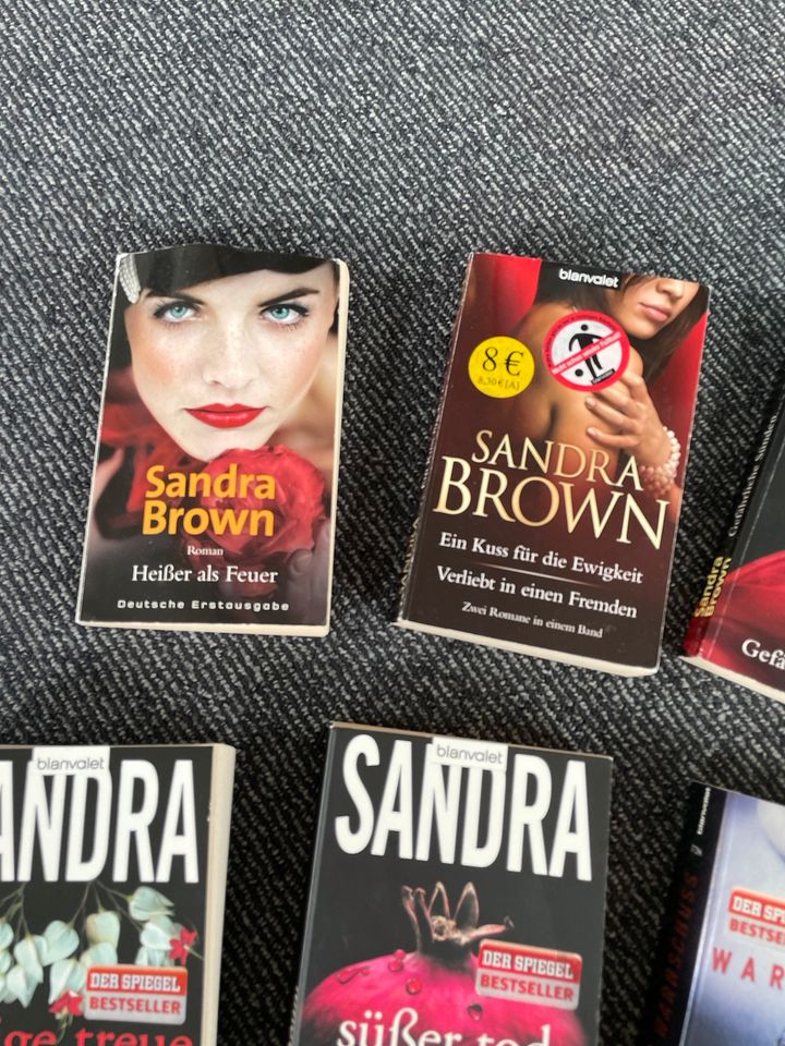 6 Bücher Sandra Brown Ewige Treue in Meppen