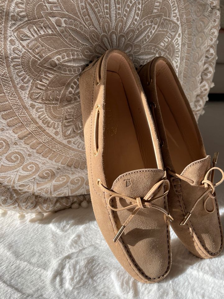 Tod‘s Tods Mokassin beige hellbraun Größe 41 Neu in Essen