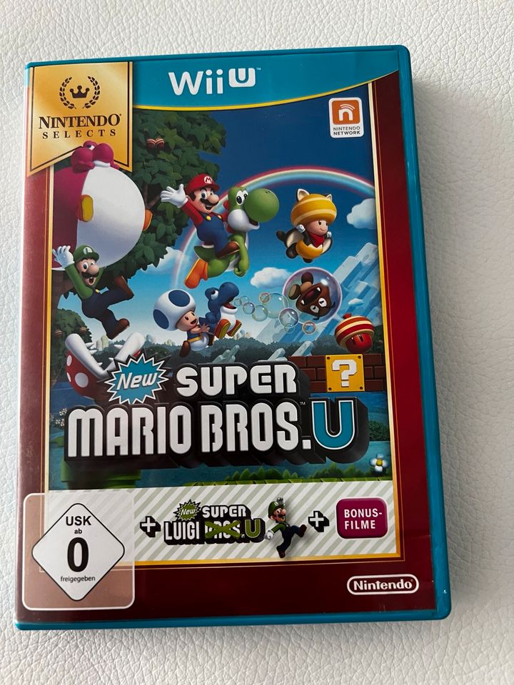 Wii U Super Mario Bros mit Garantie in Hattersheim am Main