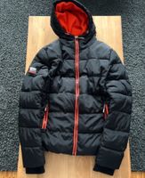 Schicke Winterjacke von SuperDry Gr. S Baden-Württemberg - Karlsruhe Vorschau