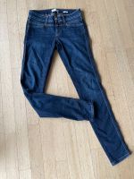 Neuwertige Closed Pedal Jeans W25 40€ Düsseldorf - Bilk Vorschau