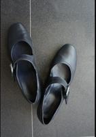 Damen Leder Schuhe, Pumps v. Ara Gr. 39 Top Zustand Hessen - Seligenstadt Vorschau