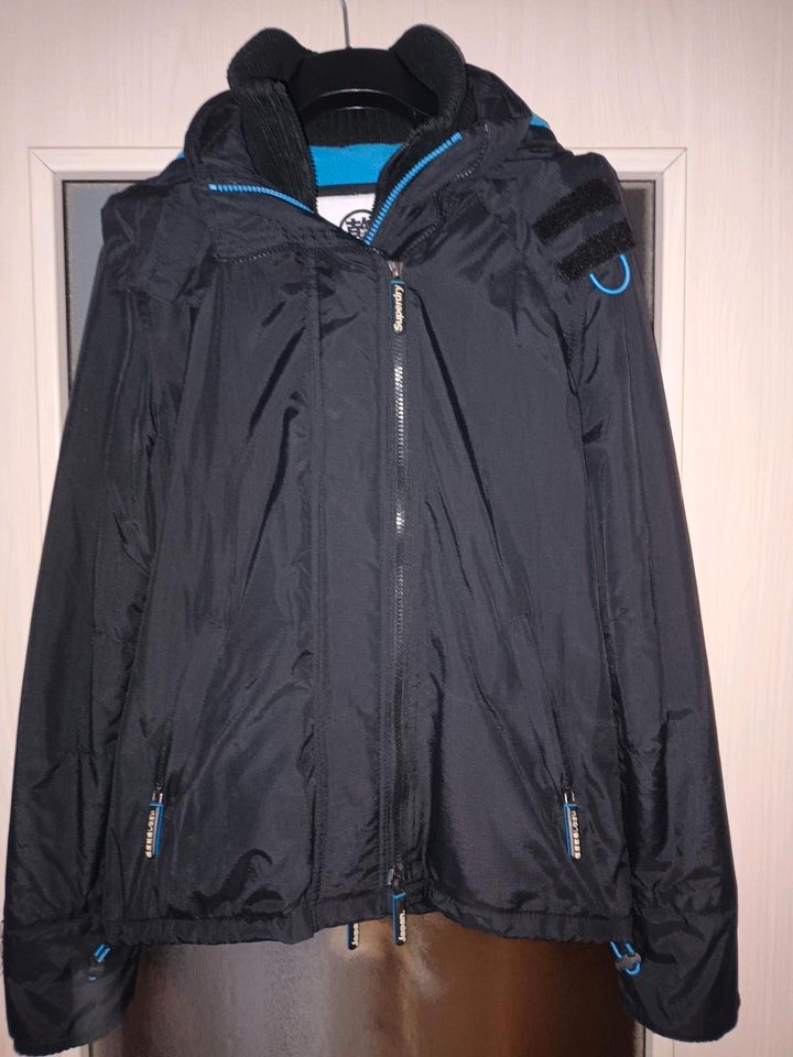 Superdry Übergangsjacke Gr. L in Mammendorf