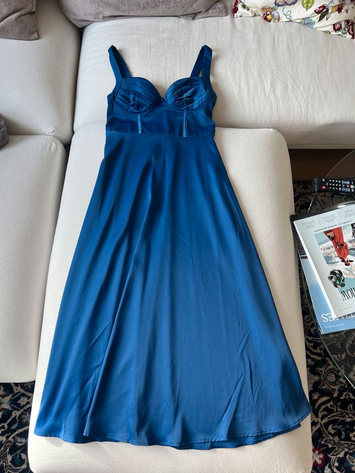 Kleid Abendkleid 34 XS Cocktailkleid Ballkleid Abschlussball blau in München