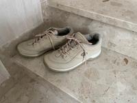 Sneaker, K2, guter Zustand, Creme, Gr. 39 Hessen - Wiesbaden Vorschau