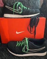 Nike Sneaker Runner mit Wechselschnürsenkel Hessen - Lützelbach Vorschau