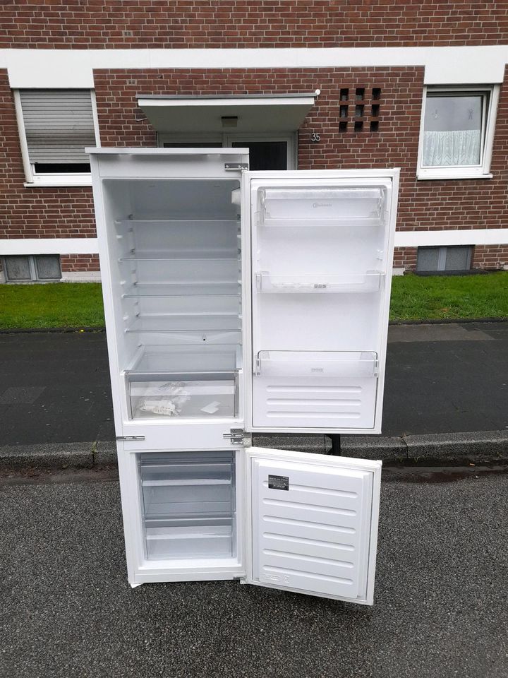 A+ Kühlschrank Einbaukühlschrank Kühl-Gefrierkombination in Solingen