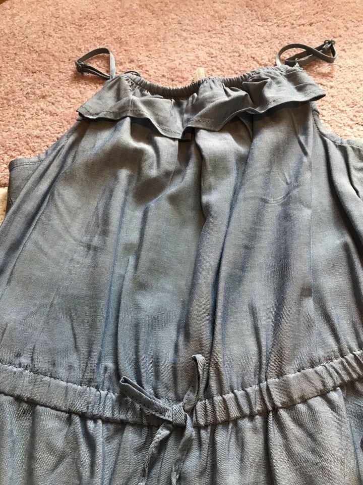 Leichte Overall-Hosen Gr. 140 (2 neu) in Berlin