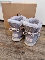 UGG Stiefel, Winterschuhe 28 Bielefeld - Bielefeld (Innenstadt) Vorschau