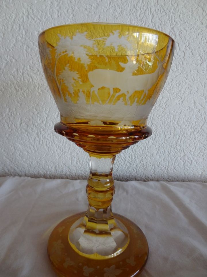 alter böhmischer Glaspokal mit Deckel in Sinsheim