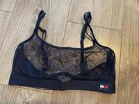 Tommy Hilfiger BH Bustier 75 C Spitze Bügel transparent NEU Leipzig - Leipzig, Zentrum Vorschau