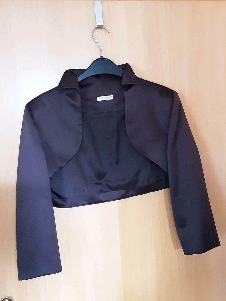 Abendkleid mit Pailletten Stickerei und Bolero Jäckchen in Hamburg