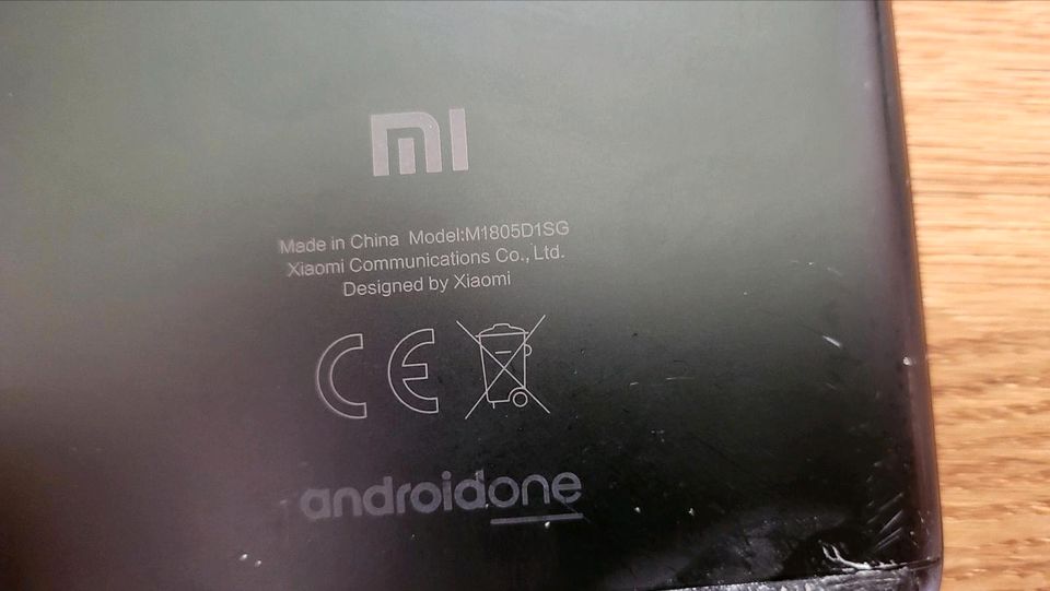 Xiaomi mi A2 lite 3GB, mit Gebrauchsspuren, voll funktionsfähig in Althütte