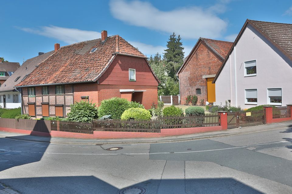 KfW-Förderung möglich! Laatzen: Schlüsselfertige 4-Zimmer-Neubauwohnung mit Balkon. in Laatzen