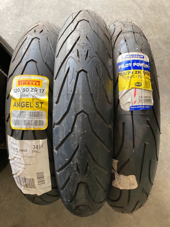 120/60 120/70 R17 CBR 1000 RR GSXR1000 in Aindling