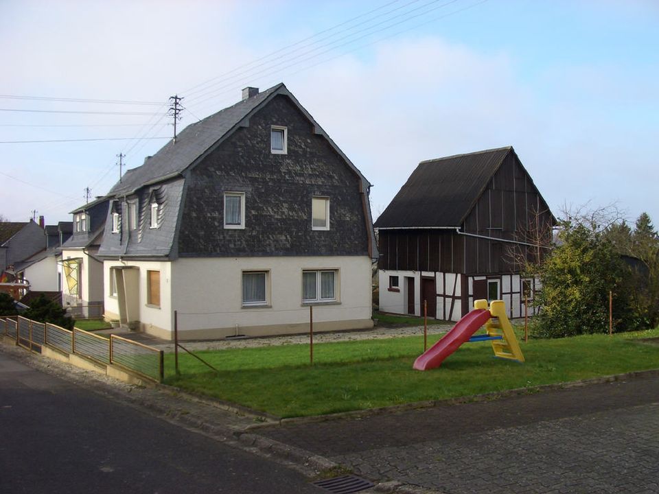 Einfamilienhaus in ruhiger Lage! in Laufersweiler