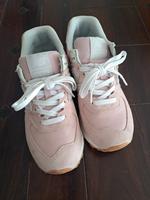 New Balance 574 Sneaker in Rosa und 39*Topzustand Hessen - Hofheim am Taunus Vorschau
