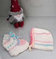 Baby gestrickte Schuhe und Mütze Handwerk Nordrhein-Westfalen - Bad Sassendorf Vorschau