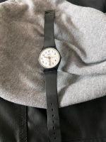 Swatch Armbanduhr schwarz 284 Hessen - Offenbach Vorschau