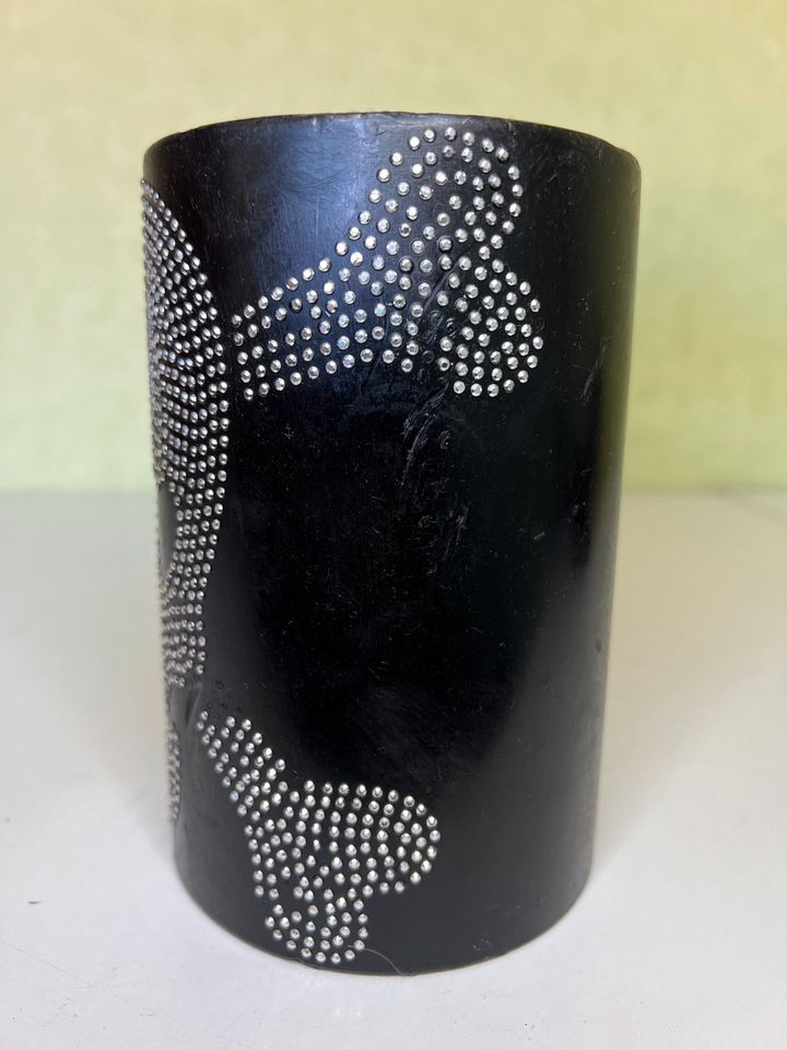 Schwarze Totenkopf Kerze Made in Thailand (10 x 10 x 15,5cm) in Bocholt