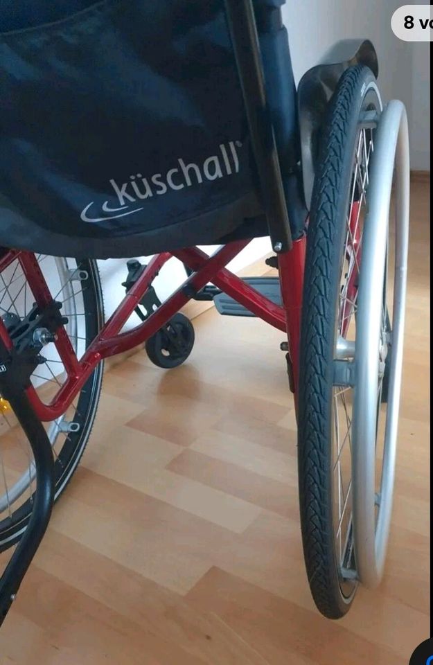 NEU KÜSCHALL AKTIVROLLSTUHL ULTRA LEICHT LIGHT 420 mm 42 cm ROT in Fellbach