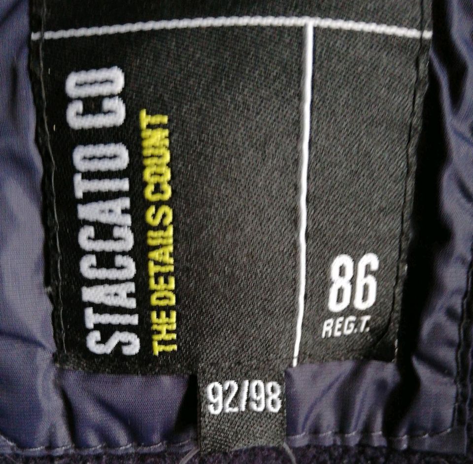 Warme Winterjacke Staccato Gr. 92 /98 in Bad Hersfeld