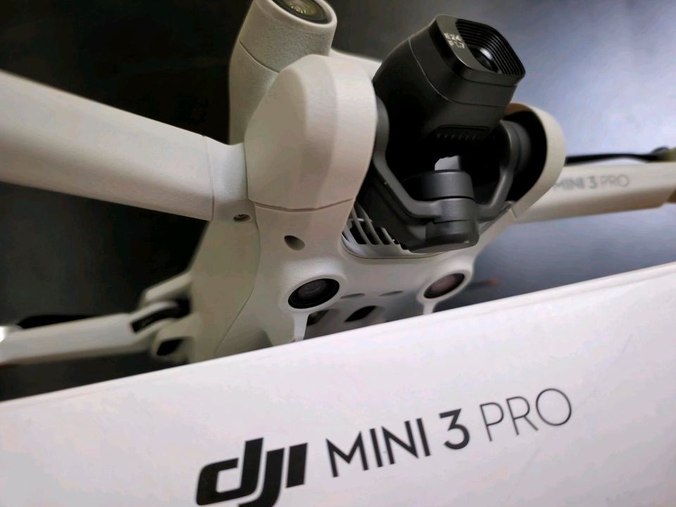 Dji Mini 3 Pro Fly More Combo Top Zustand Dji Drohne Kameradrohne in Berlin