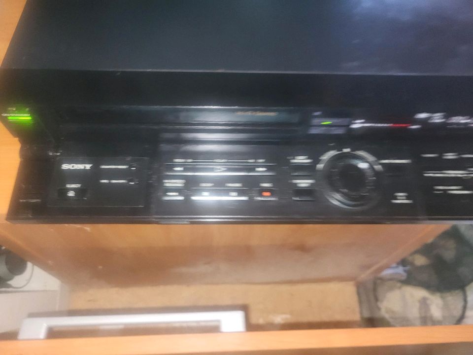 VIDEORECORDER SONY in Gnarrenburg