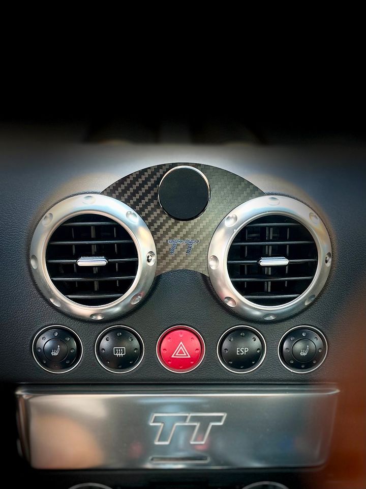 Carbon Audi TT 8n Handyhalterung Handyhalter Magnet Klemmhalter in  Baden-Württemberg - Öhringen | Tuning & Styling Anzeigen | eBay  Kleinanzeigen ist jetzt Kleinanzeigen