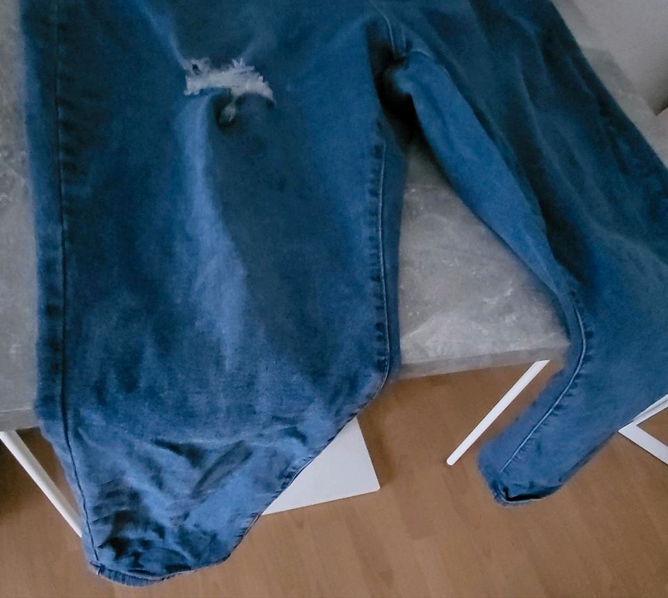 Jeans mit Gummizug in Konstanz